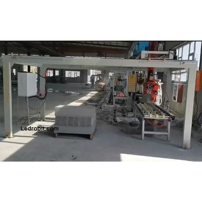 Máy tự động Servo Clamp Pallet Handling Loading Unloading Machine Với màn hình cảm ứng LCD