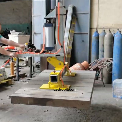 Các sản phẩm khác nhau Semi Automatic CNC Loading and Unloading Equipment