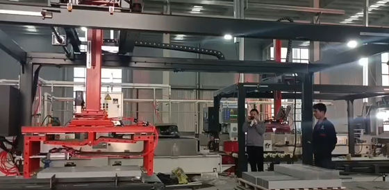Máy machine đóng gói nhiều đối tượng có thể tùy chỉnh với các cái cầm cuối